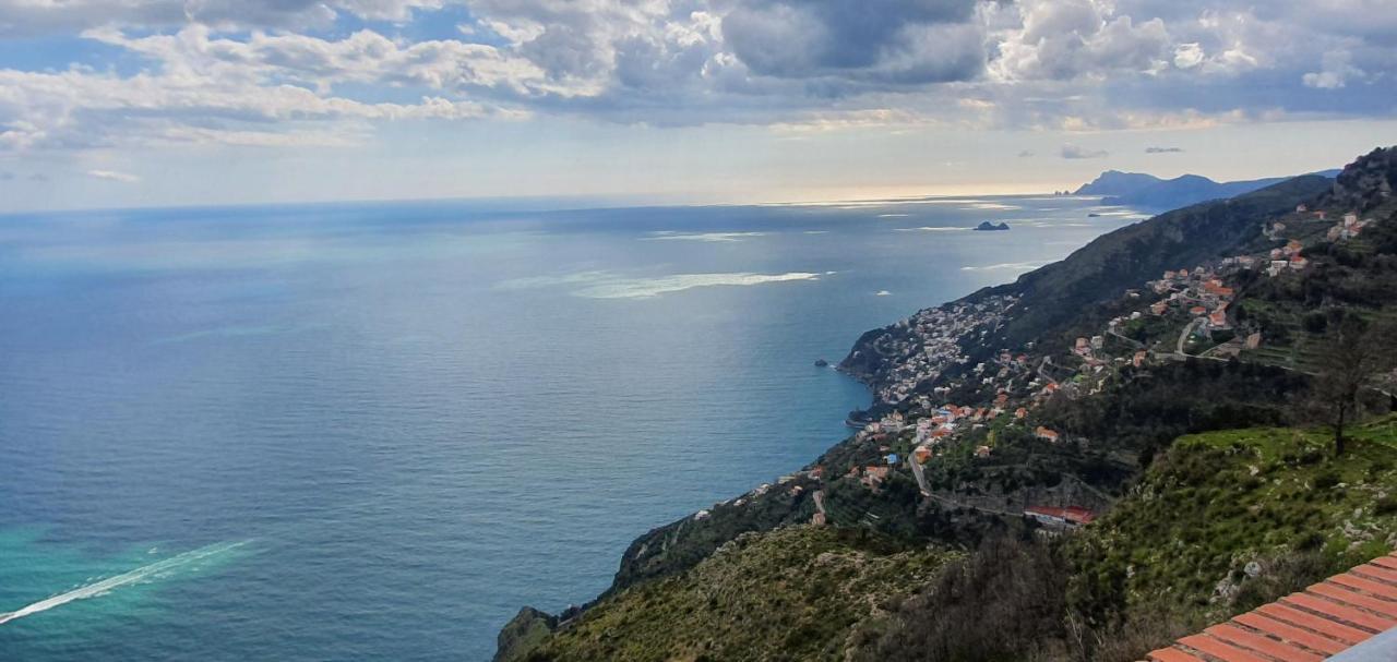 Bed and Breakfast La Cicogna Аджерола Екстер'єр фото
