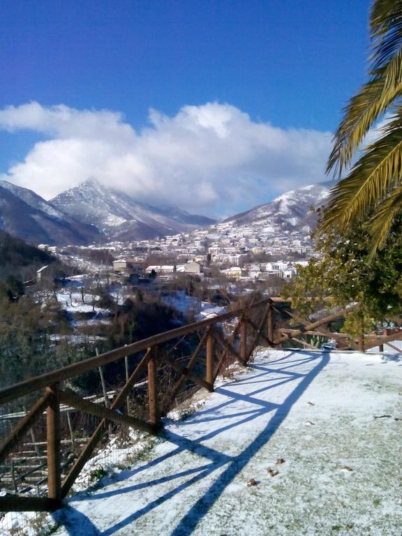 Bed and Breakfast La Cicogna Аджерола Екстер'єр фото